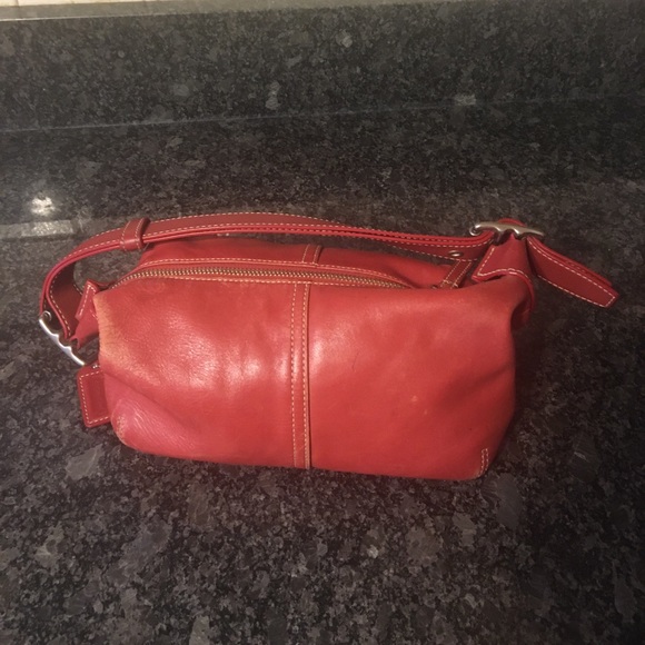 Coach Handbags - Coach shoulder bag with adjustable strap